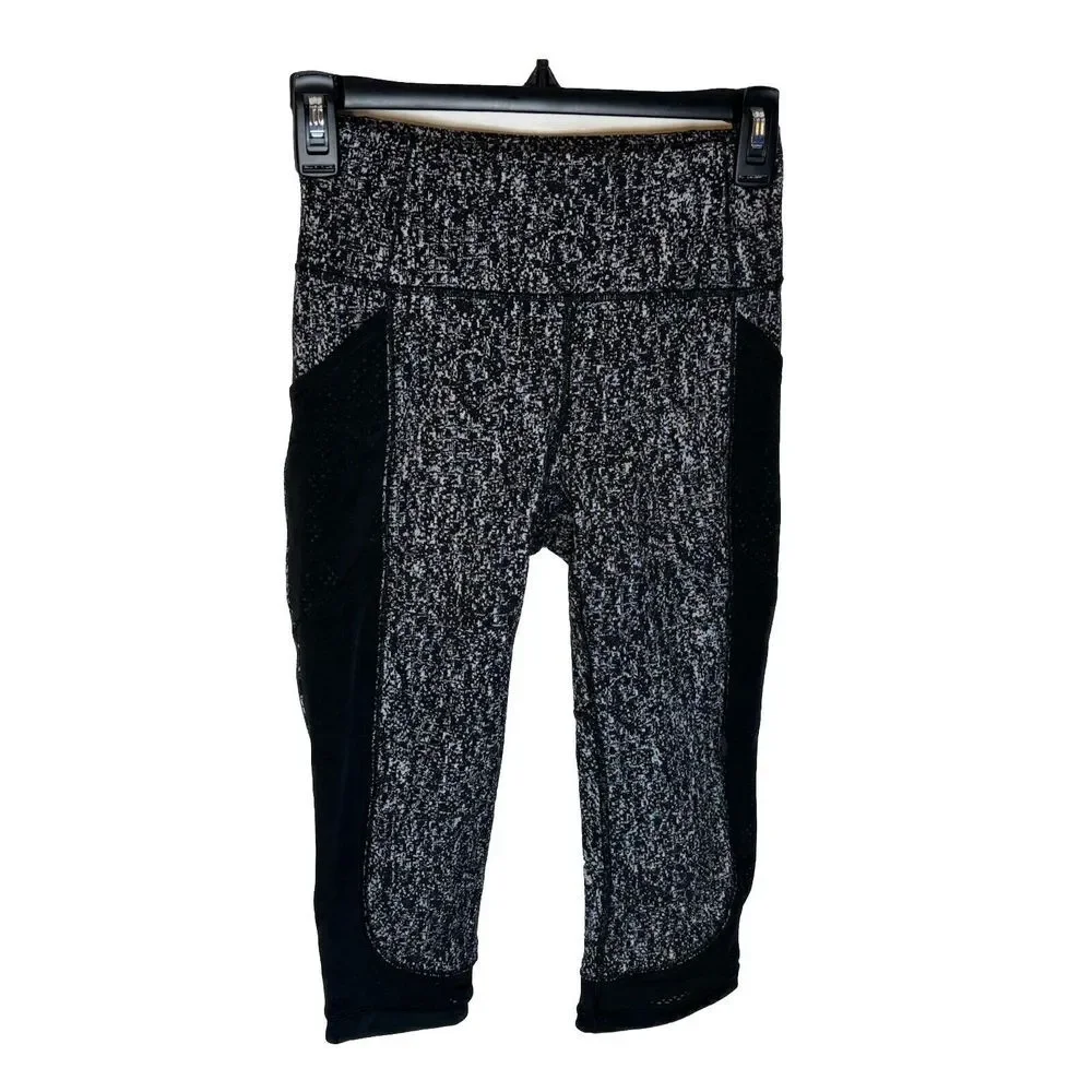 Lululemon Fit Physique Crop Luon Suited Jacquard Black White, Size‎ 4